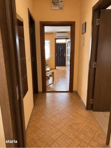 Casă cu 3 camere cu Canalizare în Faleza Nord
