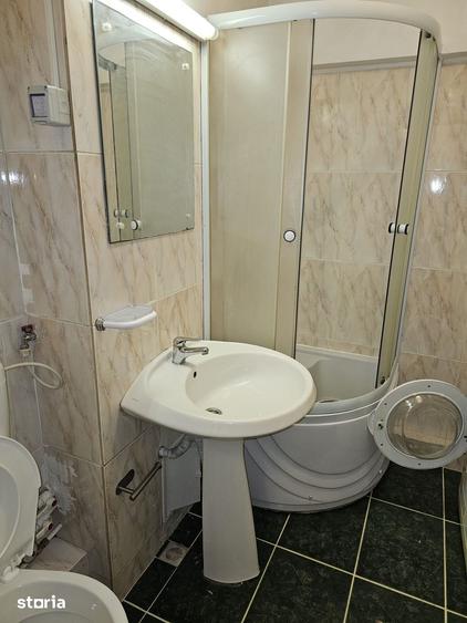 Apartament cu 3 camere în Tudor Vladimirescu
