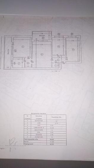 Apartament cu 3 camere semidecomandat în Nicolina