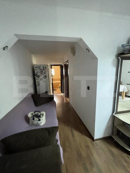 Apartament cu 3 camere decomandat, mobilat în Sud