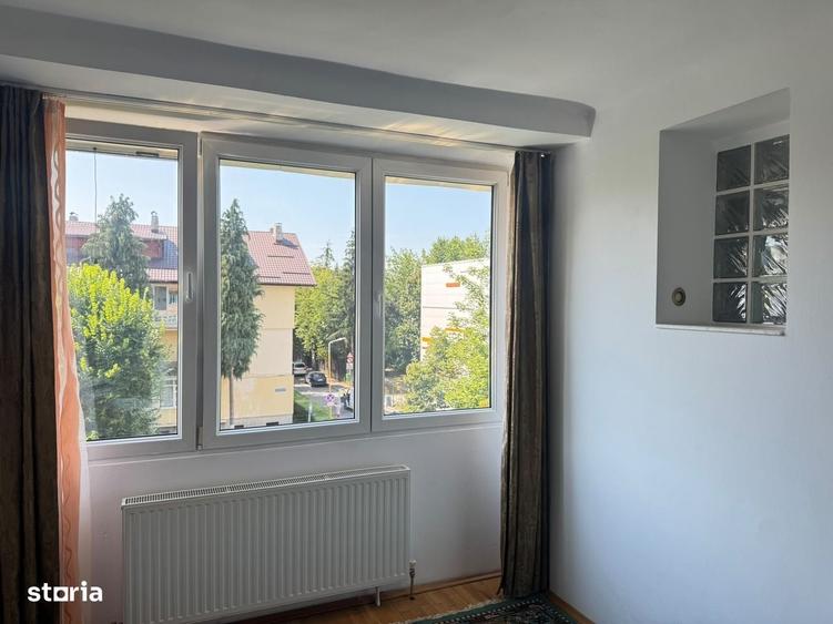 Apartament 3 camere / Astra / zona scoala 2 - 7