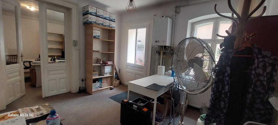 Spațiu comercial, de 80 mp, în Drumul Carului