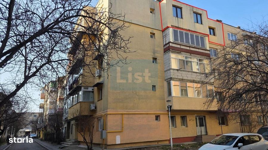 Apartament cu 4 camere decomandat în Central