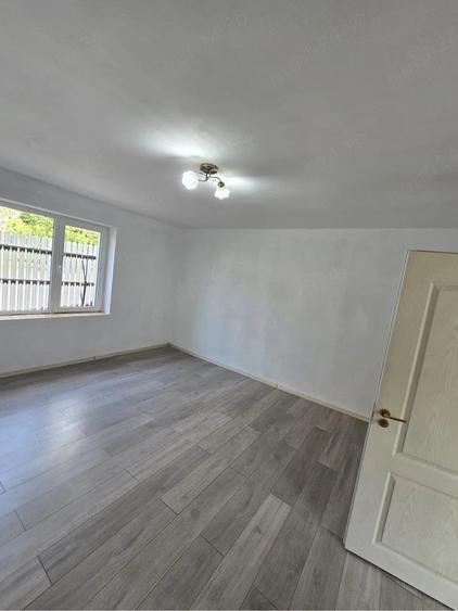 Casă cu 2 camere cu Teren 760 Mp în Central