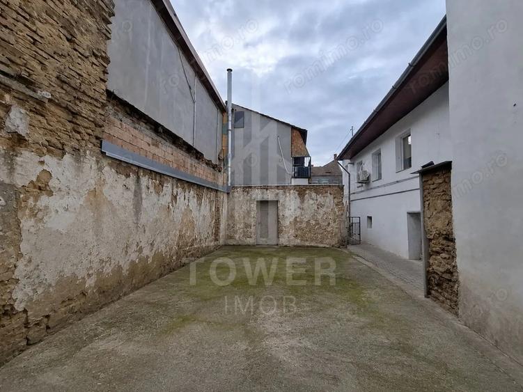 Teren de 80 mp, în Orașul de Jos