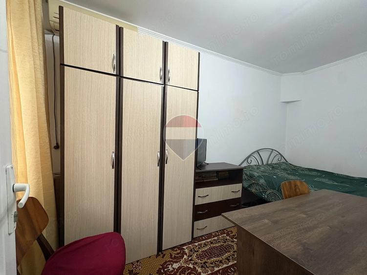 Casă cu 2 camere cu Teren 10 Mp în Central
