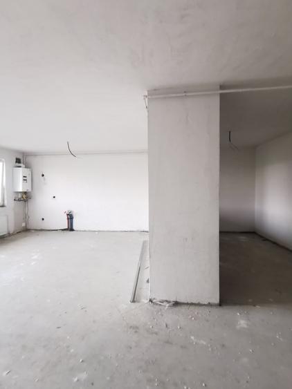 Apartament cu 2 camere decomandat în Gilău