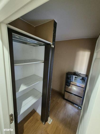 Apartament cu 2 camere decomandat în Nicolina