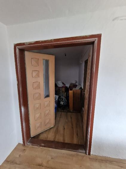 Casă individuală cu 5 camere cu Teren 1094 Mp în Valea Leurzii