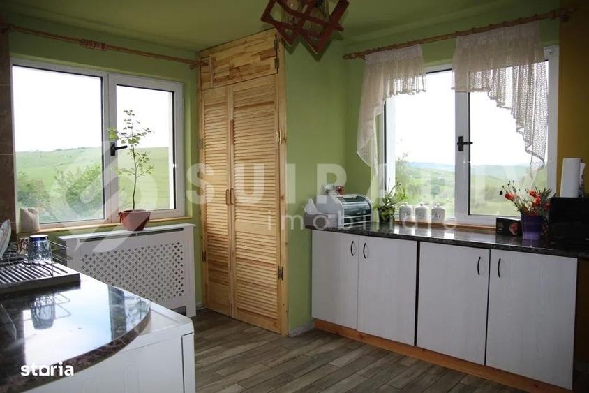 Casă cu 4 camere în Central