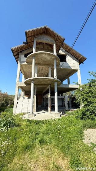 Casă cu 6 camere cu Teren 1628 Mp în Bungetu