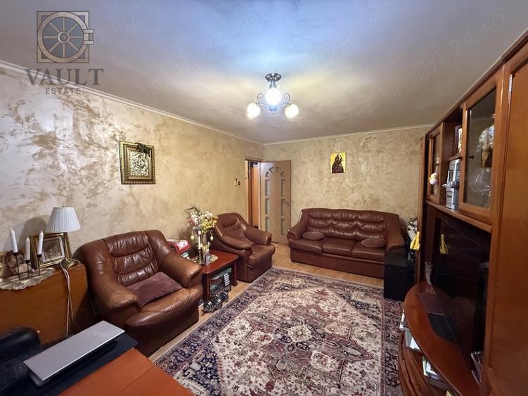 Apartament cu 3 camere decomandat, mobilat în Rahova