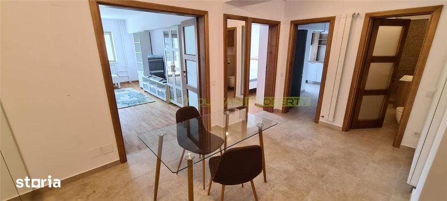 Apartament cu 3 camere, mobilat în Centrul Civic