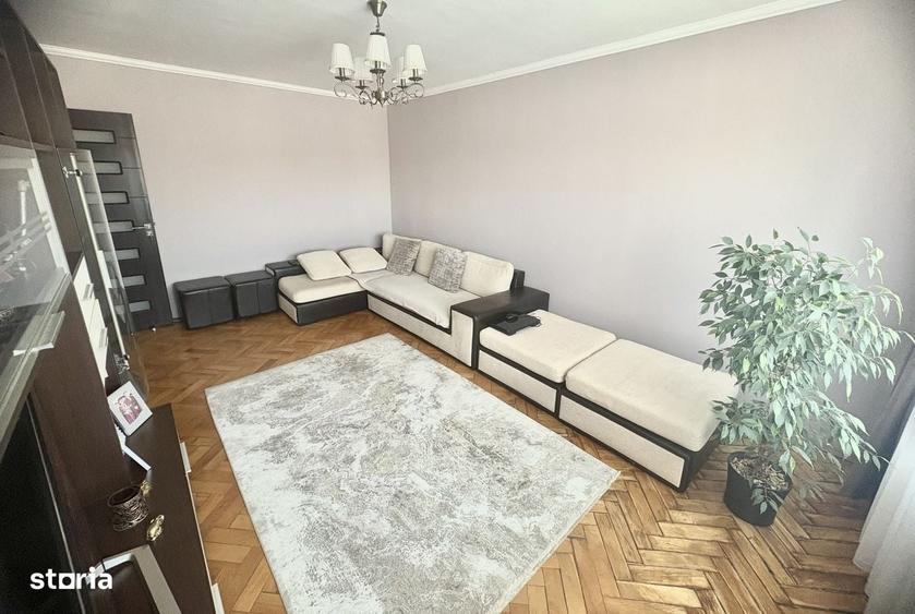 Apartament cu 3 camere în Central