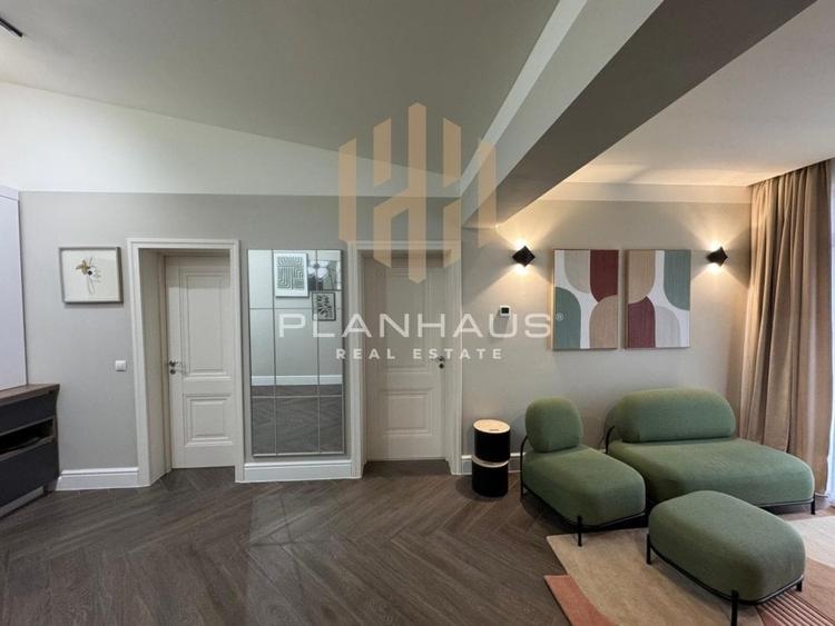 Apartament cu 3 camere decomandat, mobilat în Ultracentral