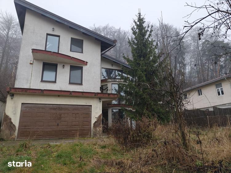 Casă cu 6 camere cu Teren 550 Mp în Bartolomeu