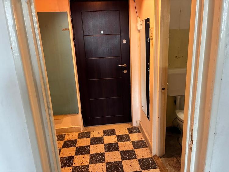 Garsonieră decomandată în Veteranilor