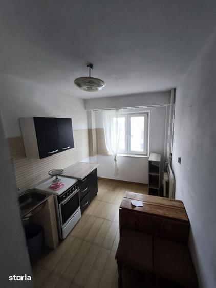 Apartament cu 2 camere decomandat în Boema
