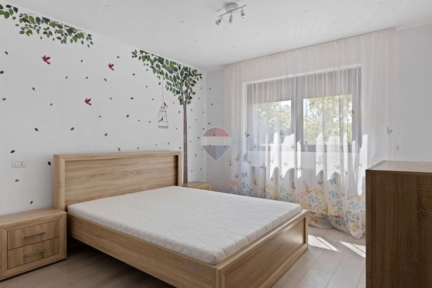 Apartament cu 4 camere decomandat, mobilat în UTA