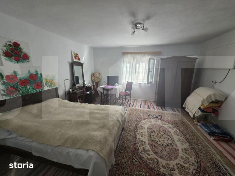 Casă cu 3 camere cu Teren 1957 Mp în Bita
