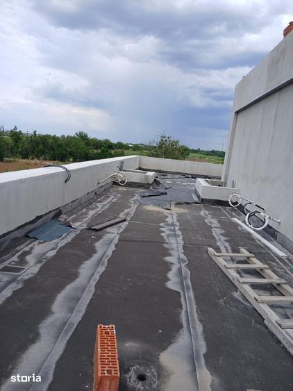 Casă cu Teren 1290 Mp în Central