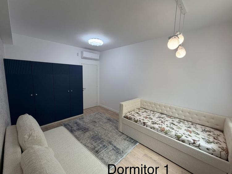 Apartament cu 4 camere decomandat, mobilat în Iancu Nicolae