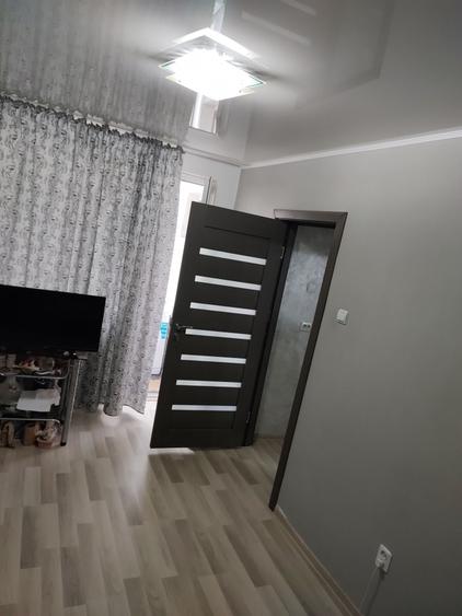 Apartament cu 3 camere în Micro 17