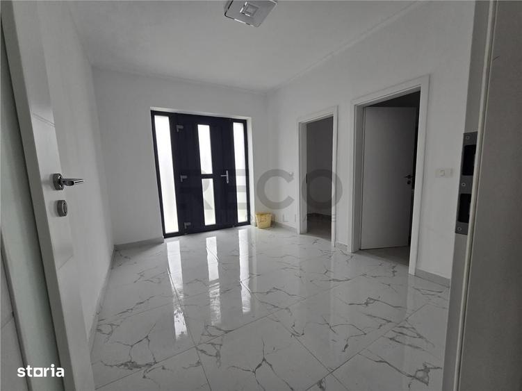 Casă cu 4 camere în Central
