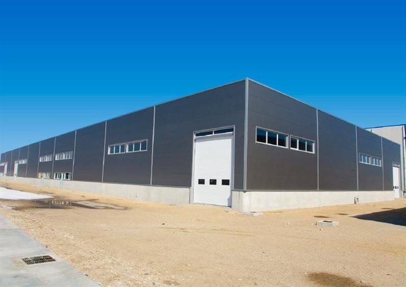 Spațiu industrial, de 12,100 mp, în Militari