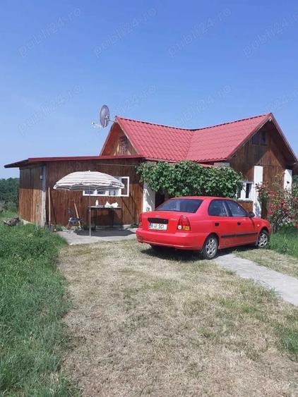 Casă cu 4 camere în Crucișoara