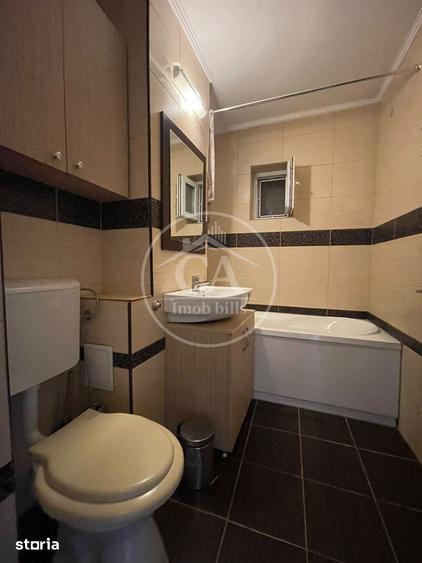 Apartament cu 3 camere decomandat în Nufărul