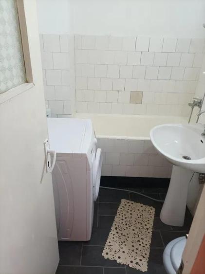 Apartament cu 2 camere decomandat, mobilat în Alexandru cel Bun