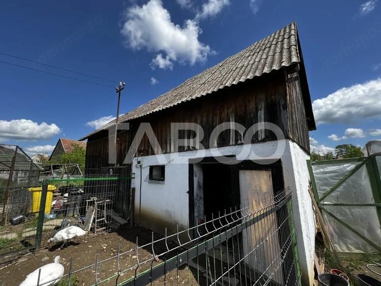 Casă cu 3 camere cu Teren 500 Mp în Cornățel