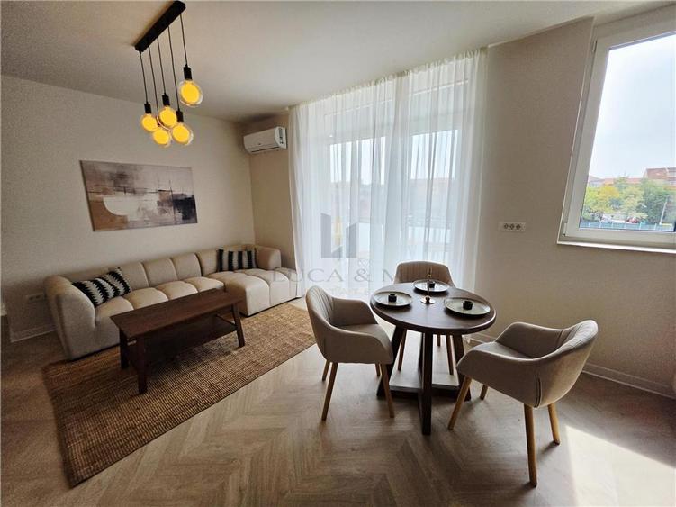 Apartament cu 2 camere decomandat, mobilat în Aradului