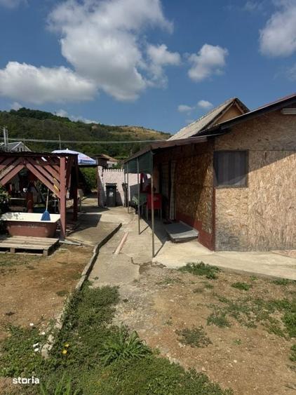 Casă cu 3 camere în Obedin