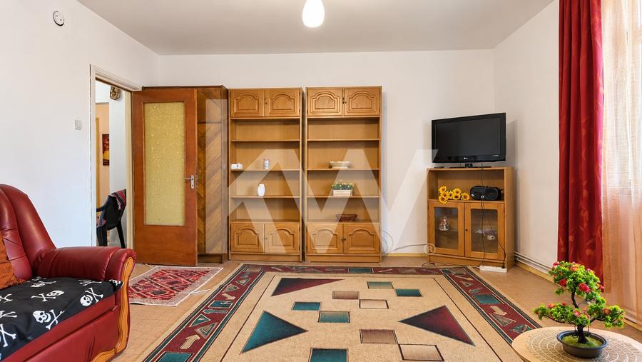 Apartament cu 3 camere decomandat, mobilat în Răcădău