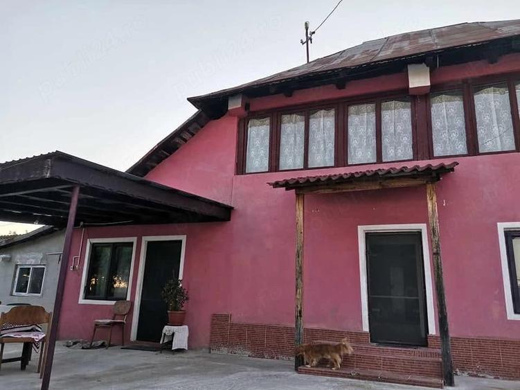 Casă cu 1 camere cu Teren 1500 Mp în Vlăduleni