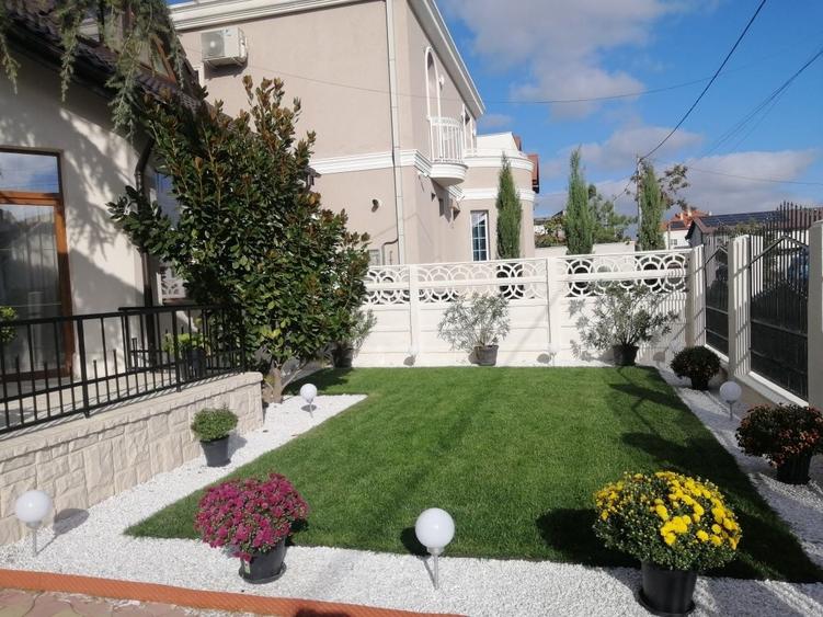 Casă cu 4 camere în Sud