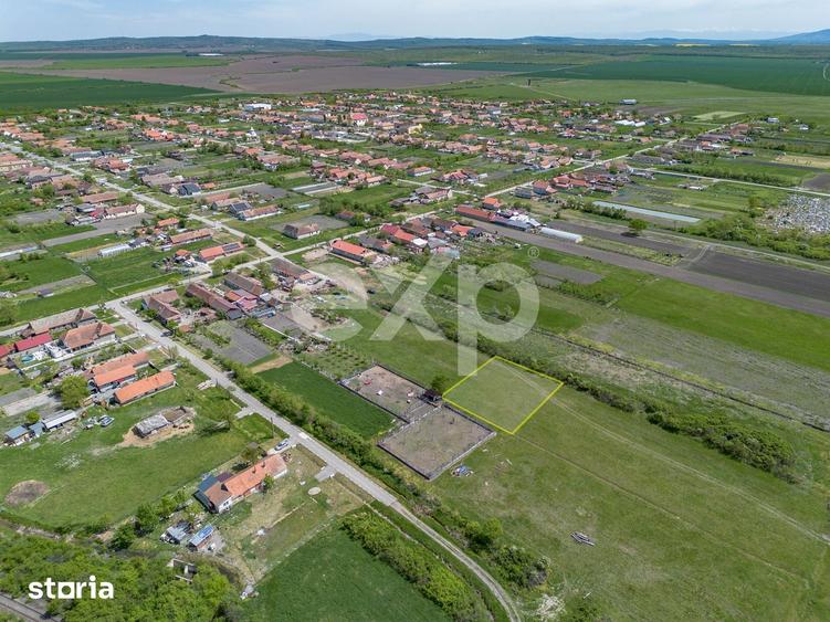 Teren de 1448 mp, în Nițchidorf