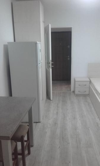 Garsonieră decomandată în Exterior Vest