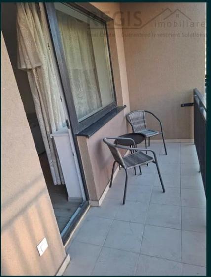 Apartament cu 2 camere decomandat în Tractorul — fotografia 1