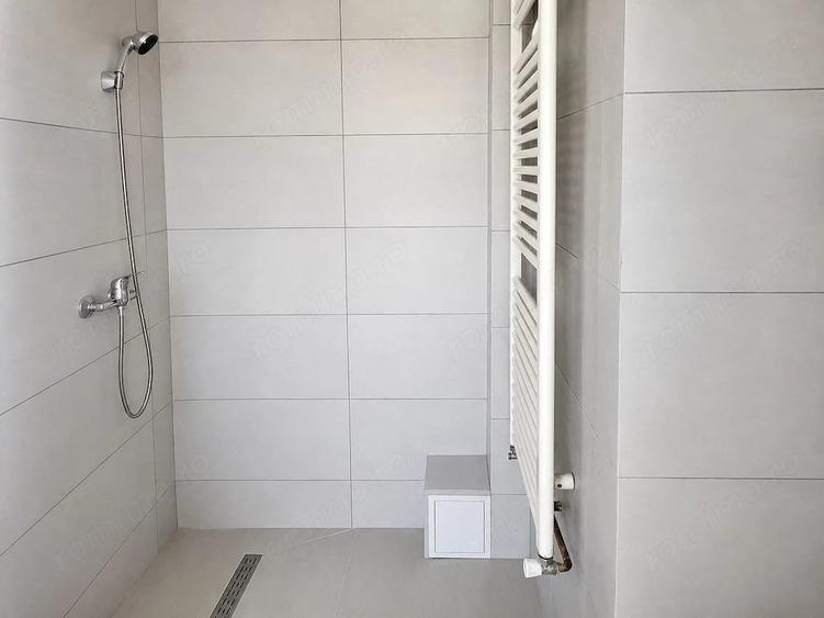 Garsonieră decomandată în Complex Studențesc