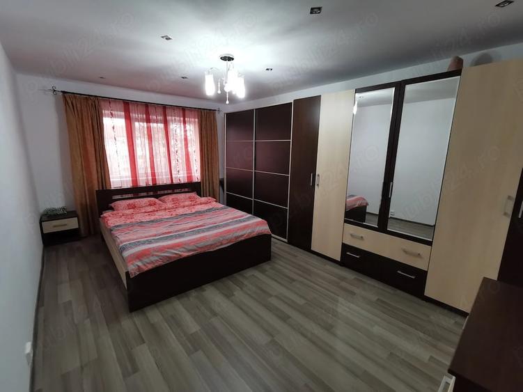 Apartament cu 2 camere decomandat în Plăvăț II