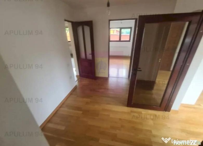 Casă cu 7 camere cu Teren 649 Mp în Comarnic