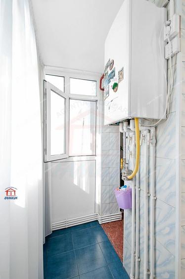 Apartament cu 2 camere decomandat în Micro 19
