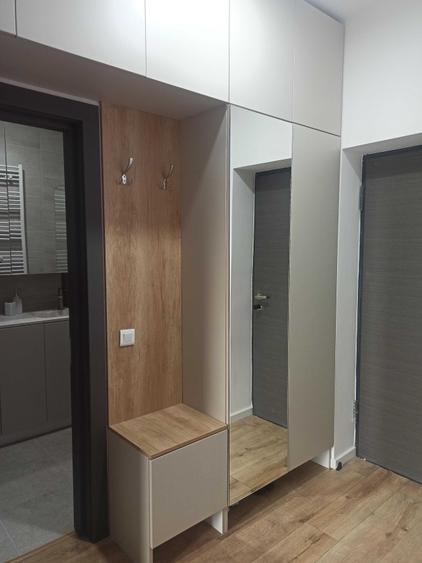 Apartament cu 2 camere semidecomandat în Regie