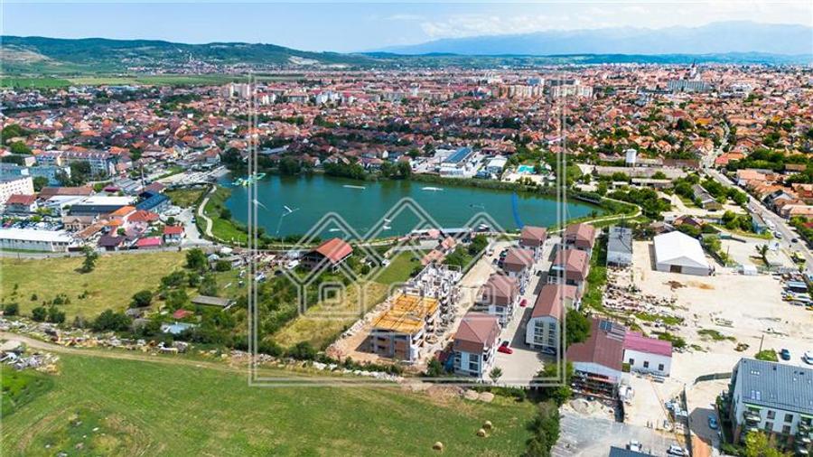 Apartament cu 3 camere nedecomandat în Țiglari