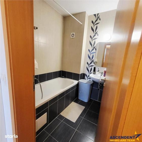 Apartament cu 2 camere decomandat în Avantgarden