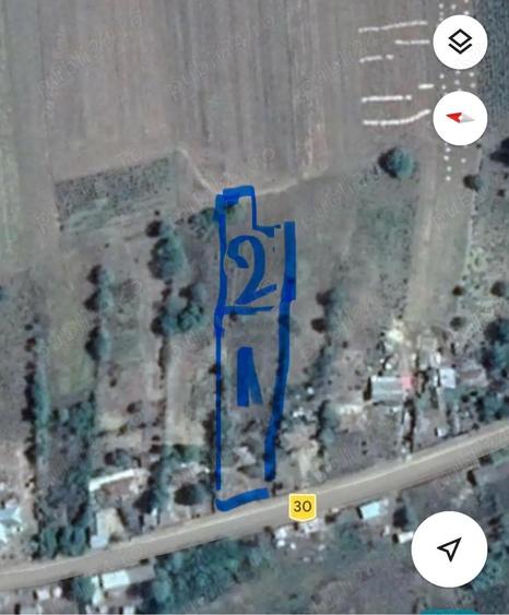 Casă cu 2 camere cu Teren 2200 Mp în Mânjești