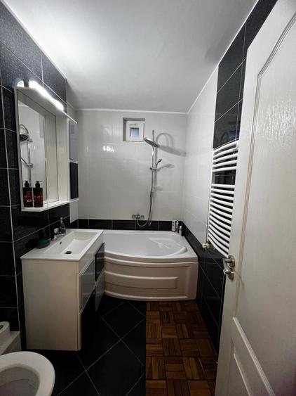 Apartament cu 3 camere decomandat în Sfântu Ilie
